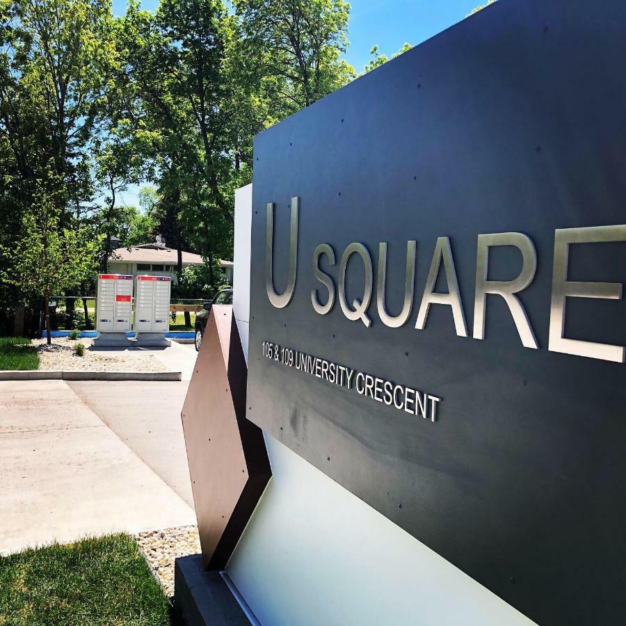 U Square Apartment Winnipeg Ngoại thất bức ảnh