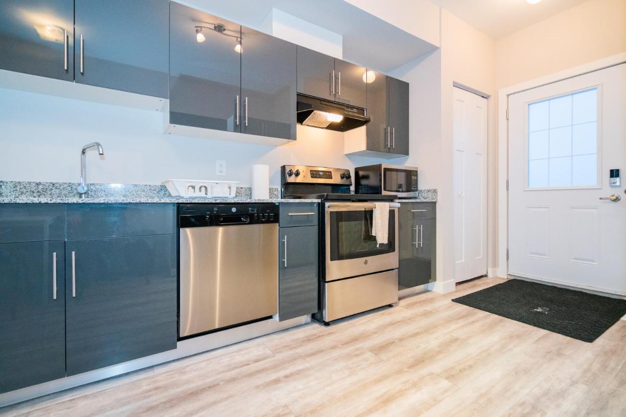 U Square Apartment Winnipeg Ngoại thất bức ảnh